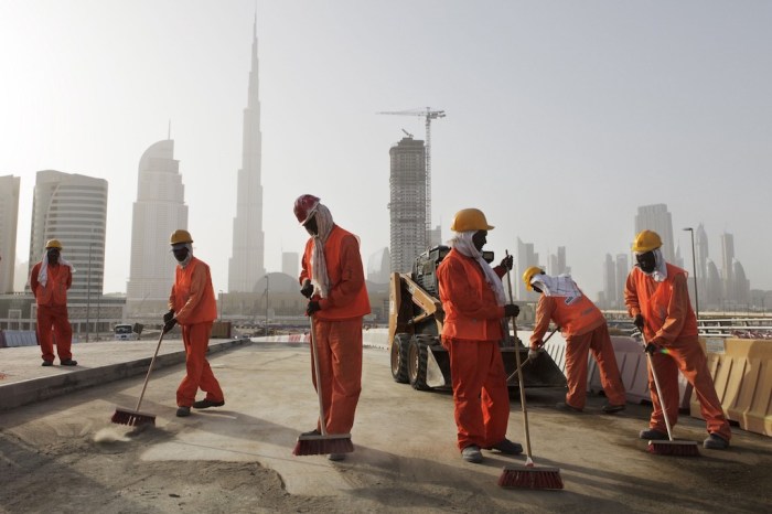 Migrant workers Cara Menjadi TKI Di Dubai 2025