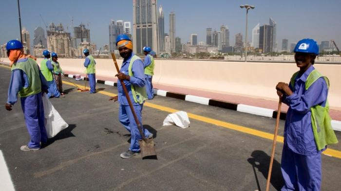Saudi workers arabia pakistani migrant plans fine worker riyadh sar rule violate firms weekend foreign shot lack protections basic nureldine Berapa Gaji TKI Arab Saudi 2019 2025