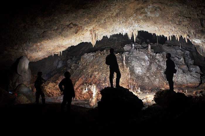 Pemandian banyu anget tirto pacitan husodo hangat wisata terapi okezone tempatwisataunik Koperasi Simpan Pinjam Terdekat Pacitan
