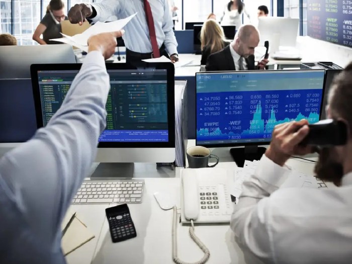 Apa Itu Broker Forex 2025