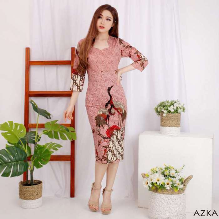Model Baju Batik Wanita Terbaru 2025