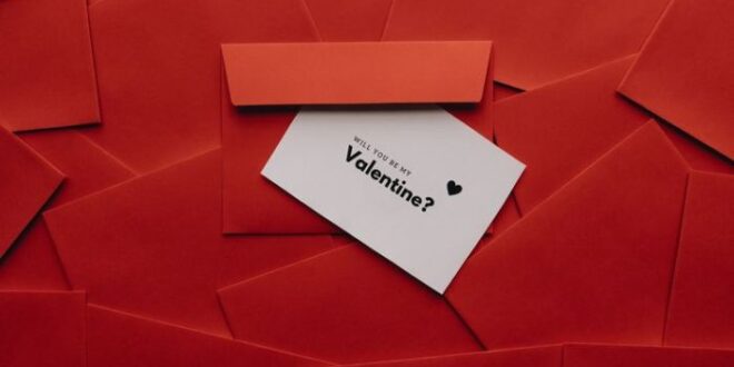 Lirik Lagu Valentine Dan Terjemahan 2025