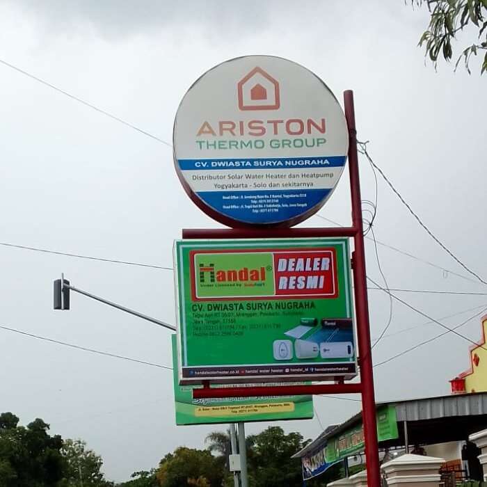 Contoh Desain Neon Box Laundry