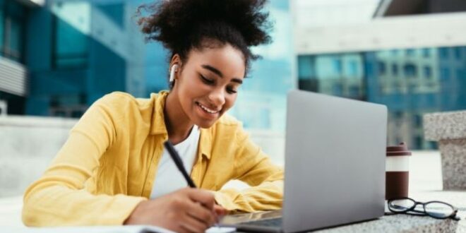 Pekerjaan Paruh Waktu Online 2025
