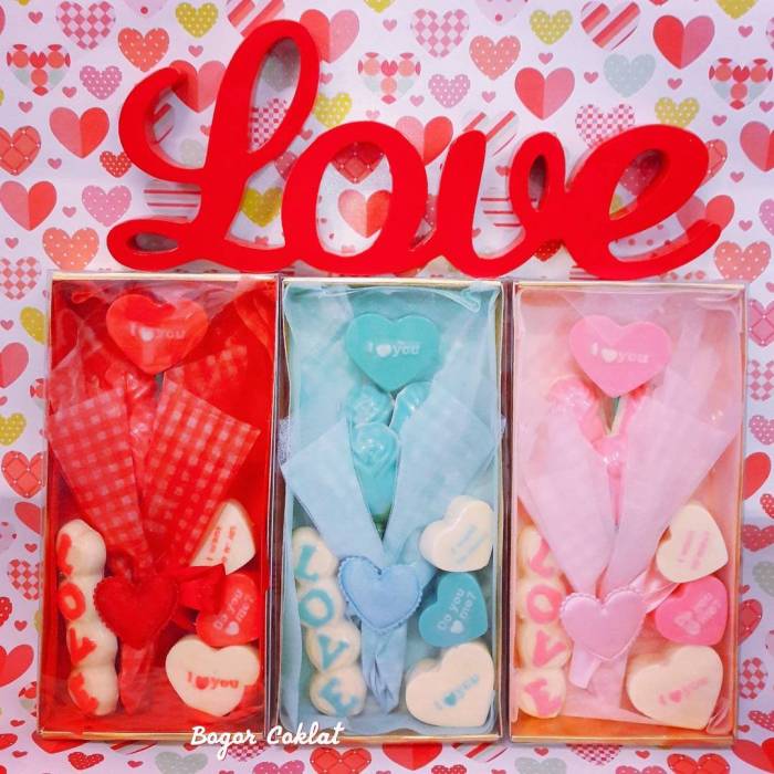 Kado Valentine Coklat Dan Bunga 2025