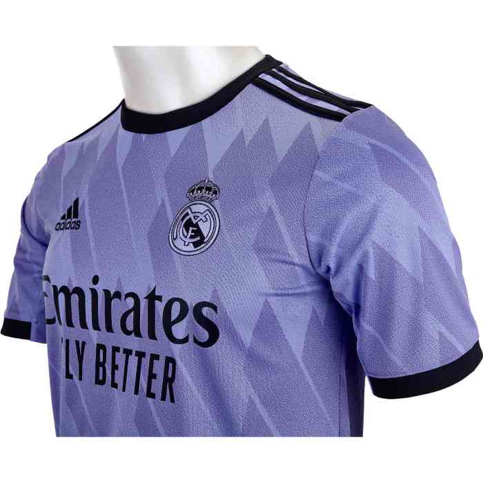 Jersey Real Madrid 2025