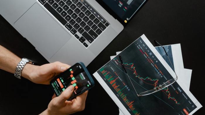 Broker Forex Yang Bagus 2025