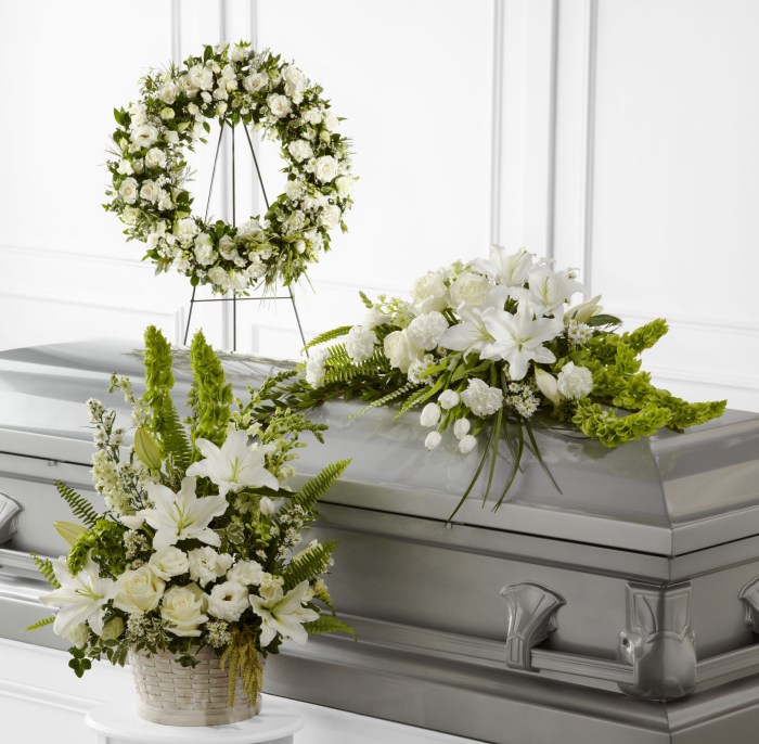 Funeral flowers casket arrangements flower rose red classic spray florals fields specialty elysian created begravning Contoh Papan Bunga Duka Cita