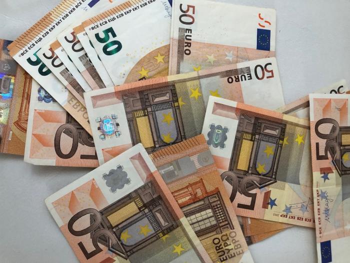 Jam Buka Pasar Forex Eropa 2025